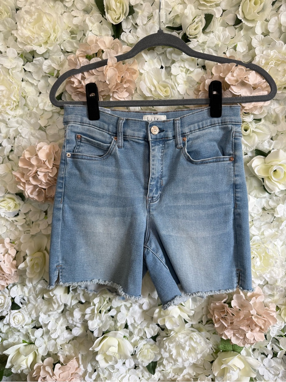 Nicole Miller Light Blue Frayed Hem Denim Shorts